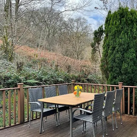 8 Oakridge, * St Mellion